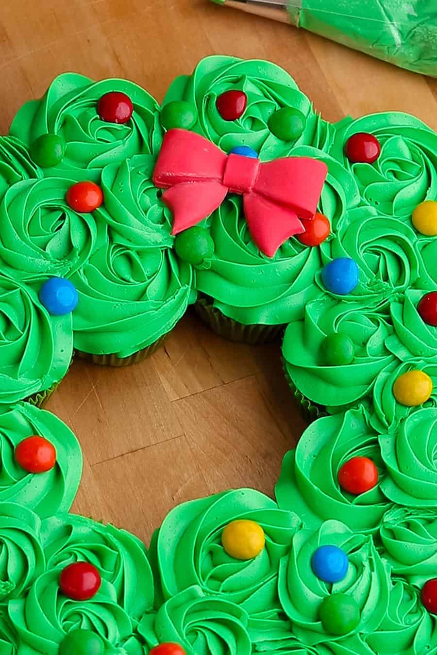 Wreath Cupcakes
