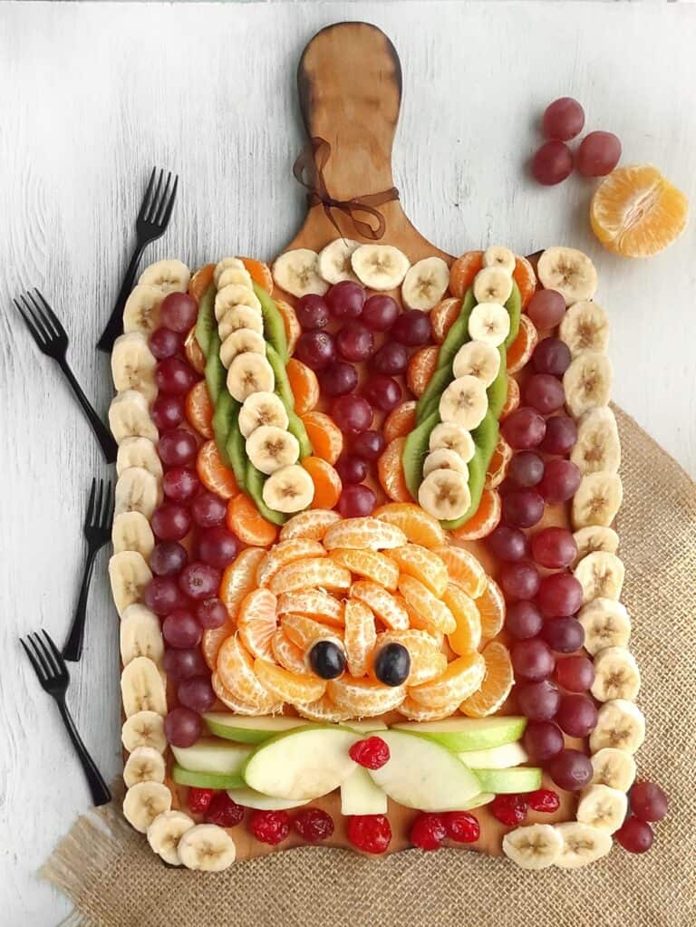Adorable Bunny Fruit Easter Board