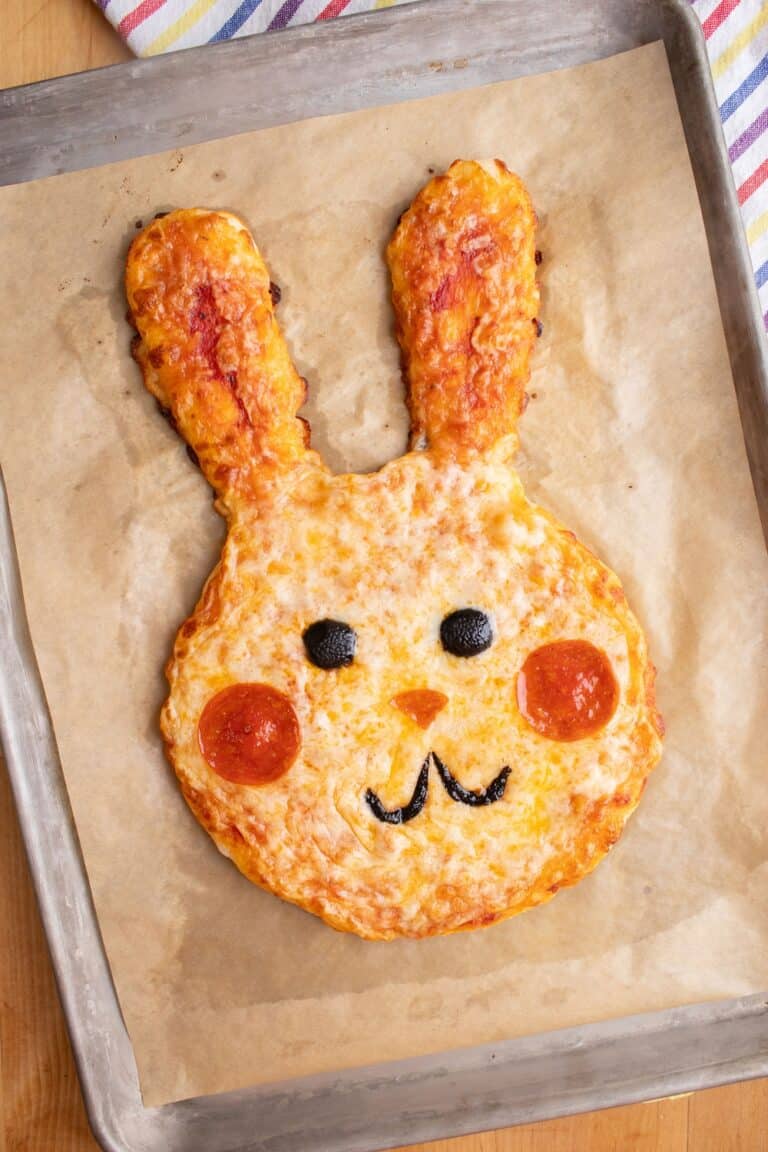 How to Make Adorable Bunny Pizza