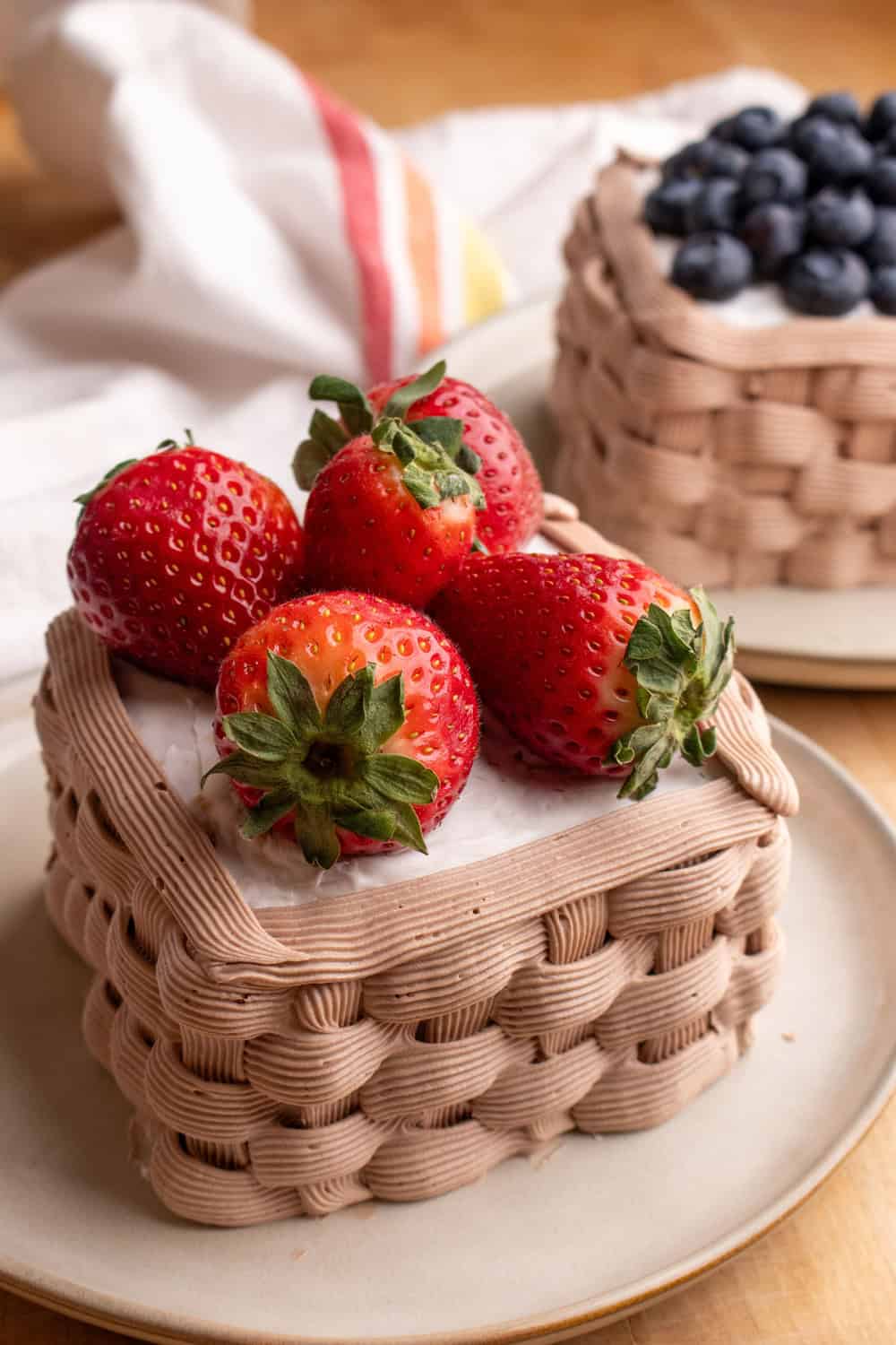  Fruit Basket Cakes 