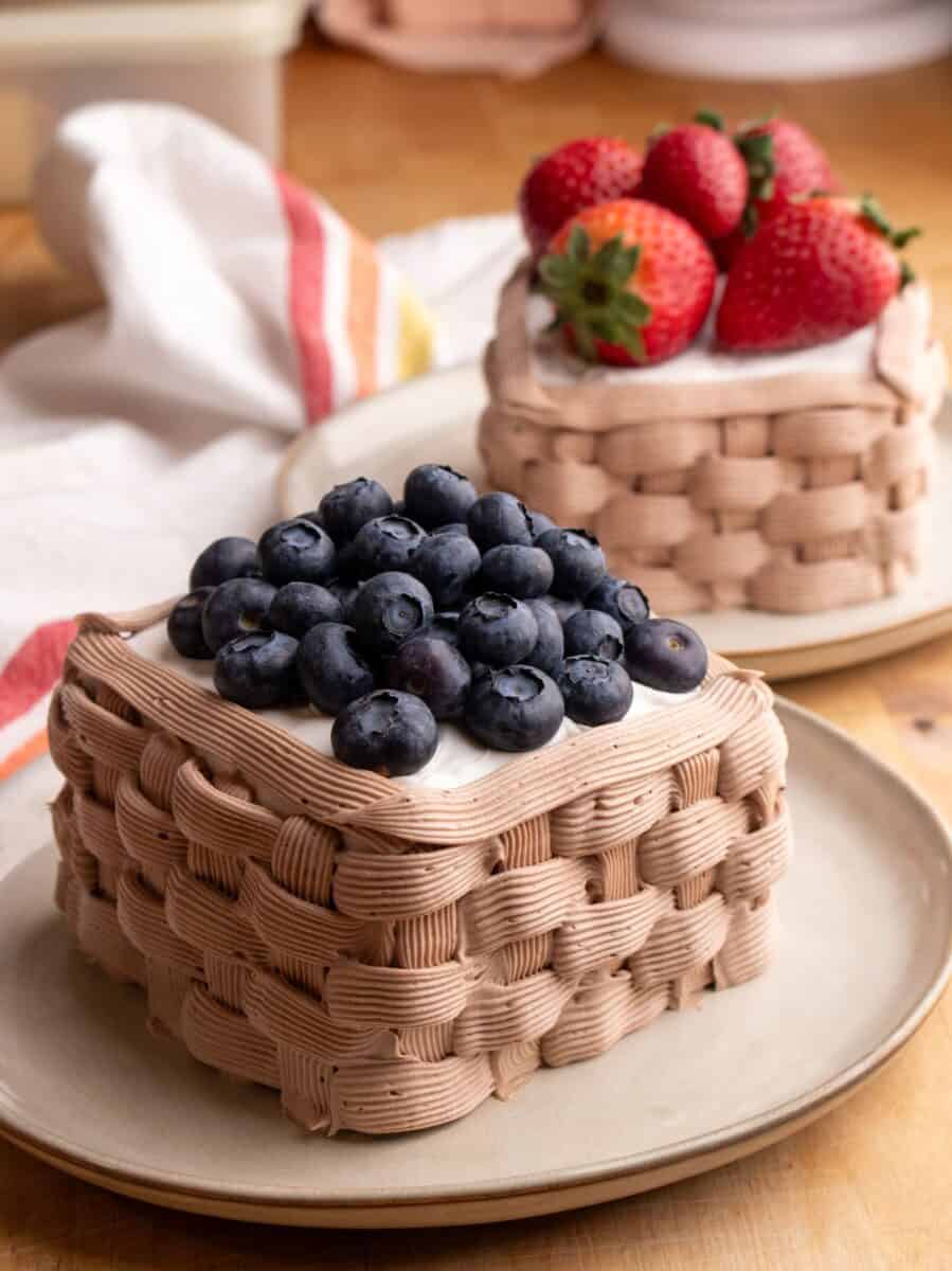 These Berry Fruit Basket Cakes Are the Sweetest Summer Treat