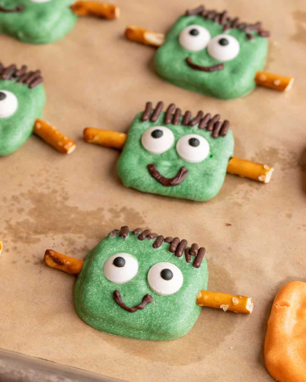 Halloween pretzels