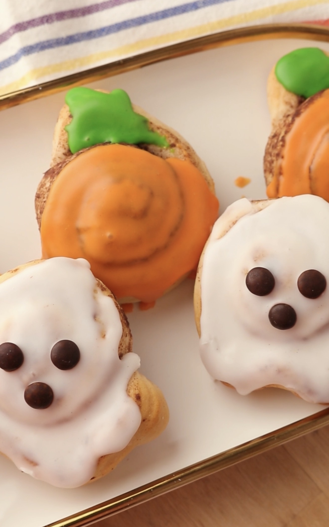 Halloween Cinnamon Rolls